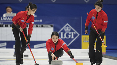 告别附加赛！NBA三巨头惨败，球队砸1.3亿白费，或许你们忽视了哈登.